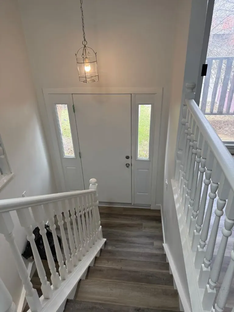 1207 44 Street SE Calgary AB T2A5E6