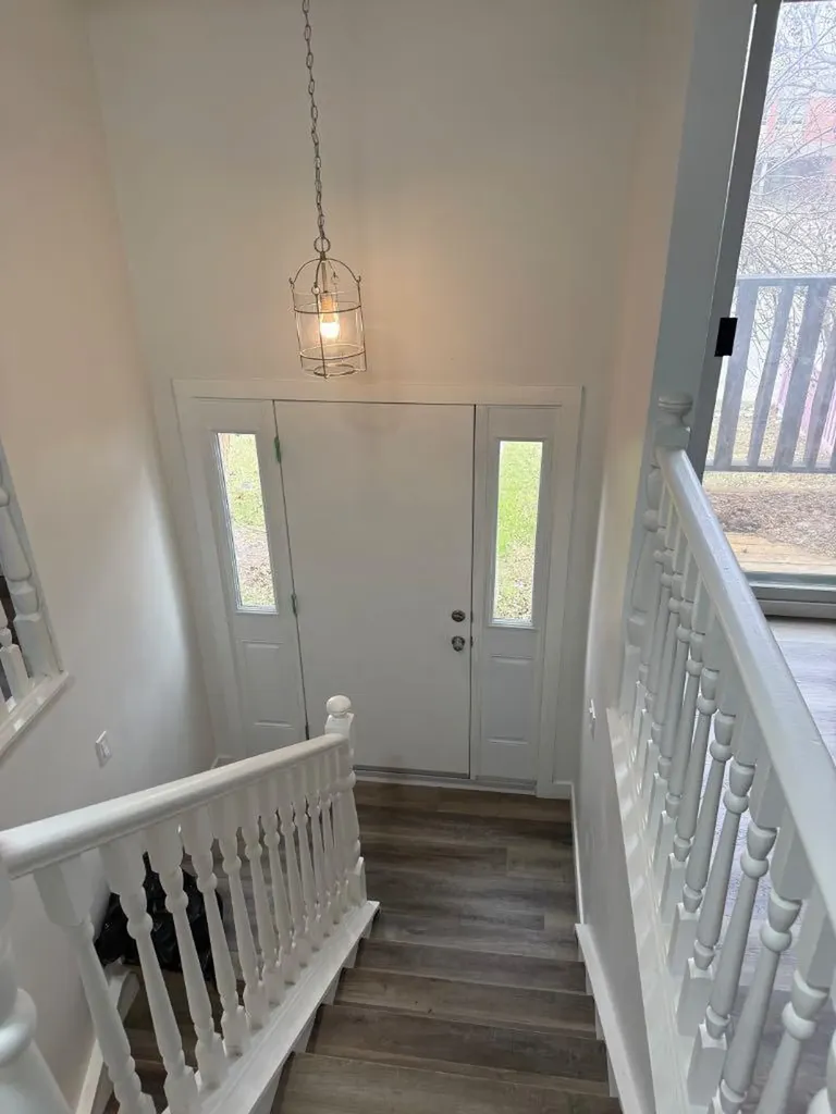1207 44 Street SE Calgary AB T2A5E6