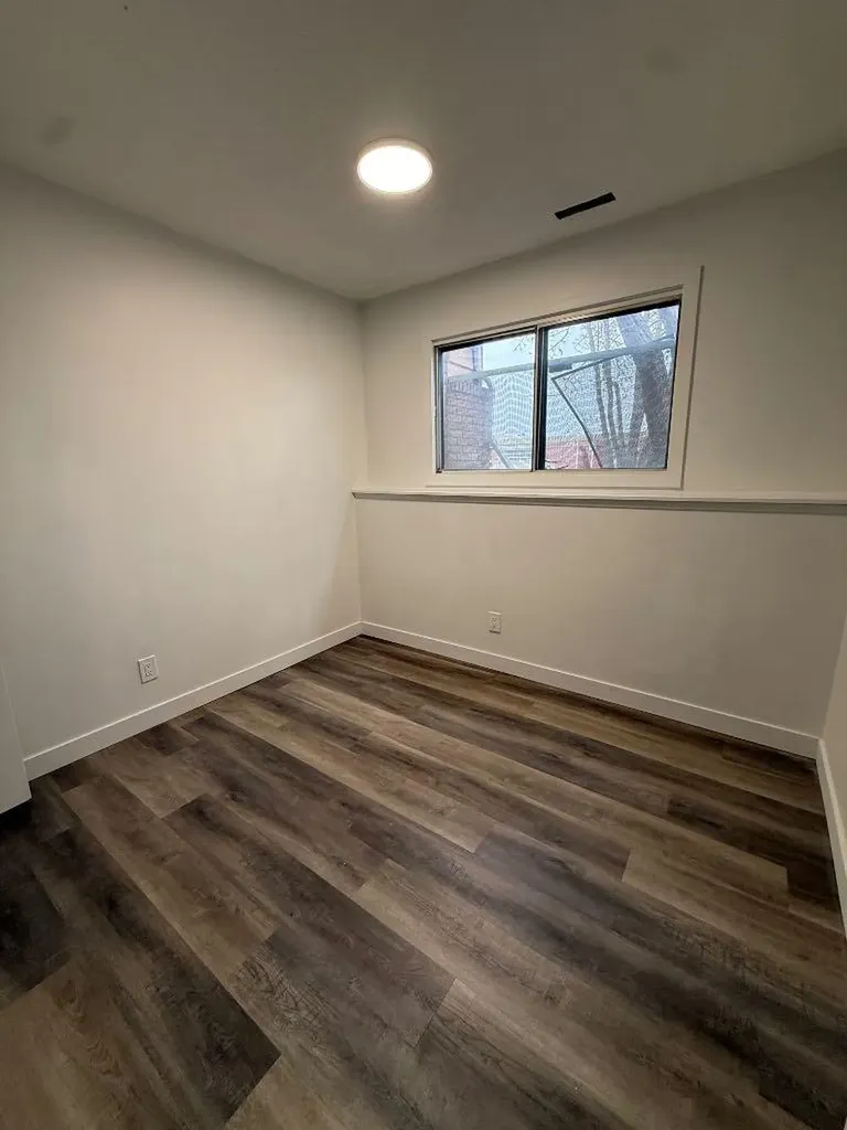 1207 44 Street SE Calgary AB T2A5E6