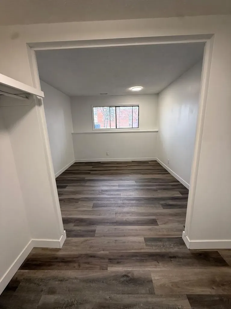1207 44 Street SE Calgary AB T2A5E6