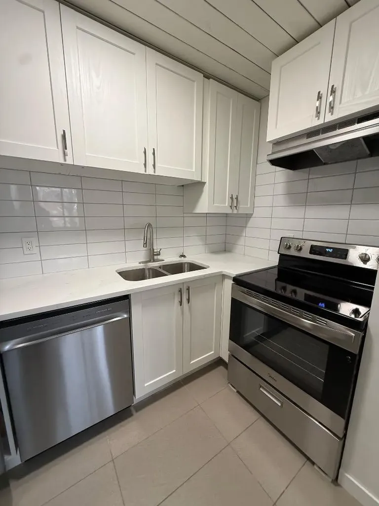 1207 44 Street SE Calgary AB T2A5E6