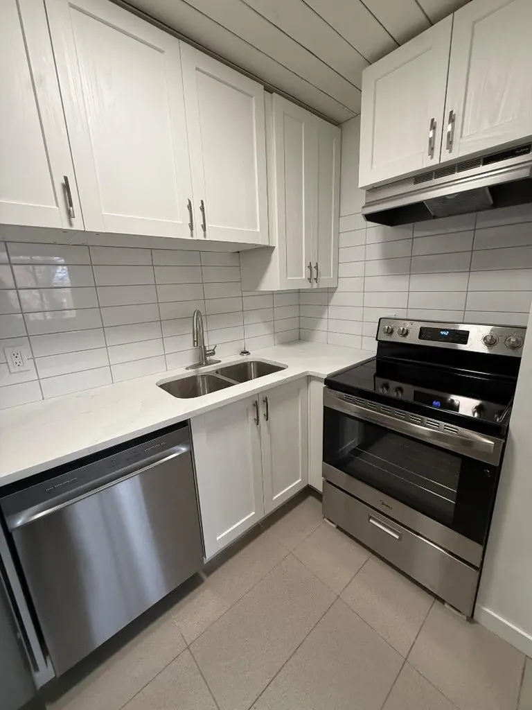1207 44 Street SE Calgary AB T2A5E6