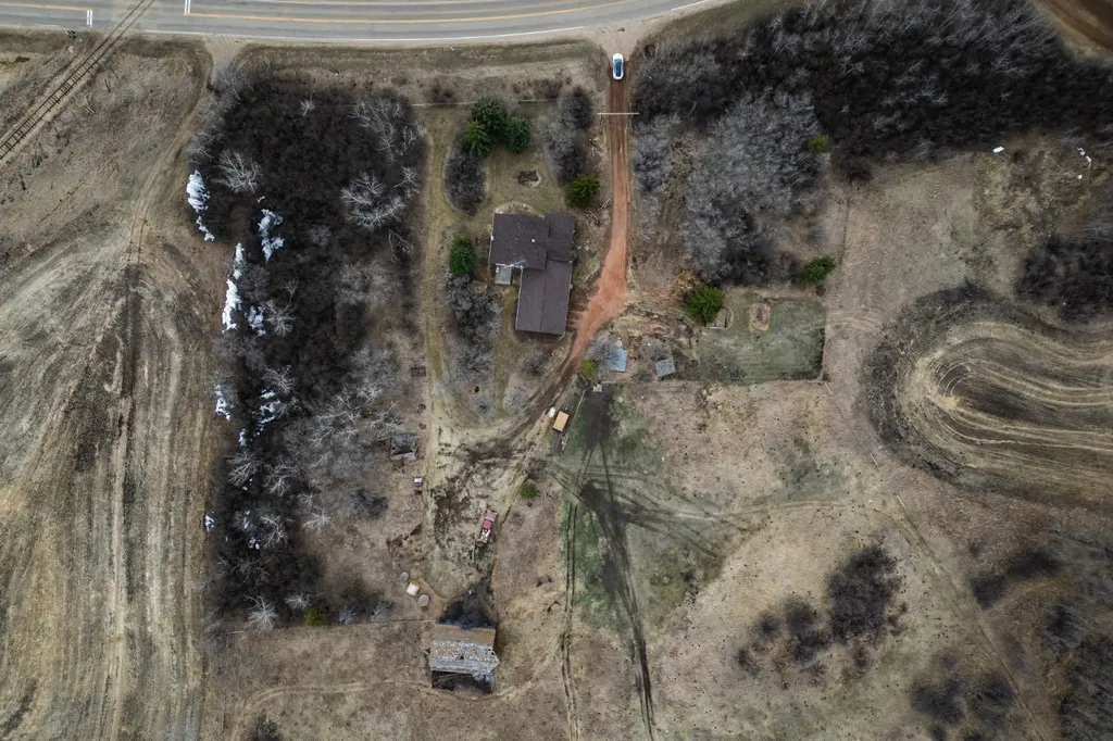 43040 Highway 855 Rural Flagstaff County AB T0B 2M1