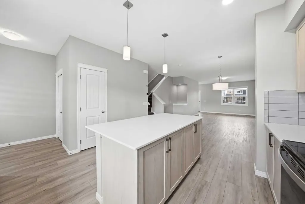 831 Wolf Willow Boulevard SE Calgary AB T2X 5R6