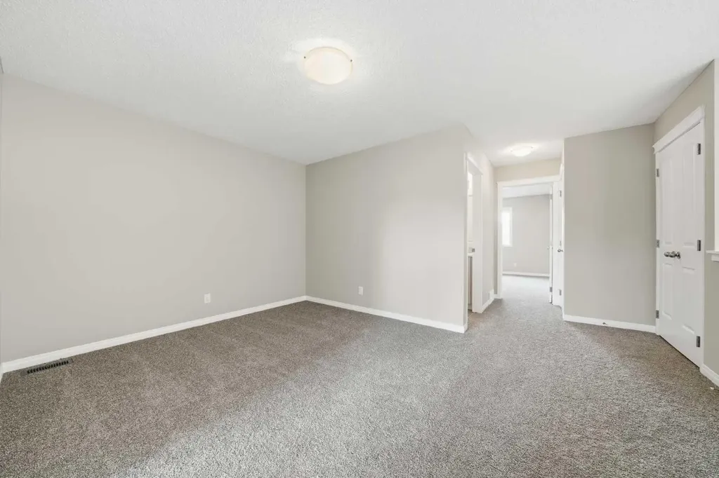 831 Wolf Willow Boulevard SE Calgary AB T2X 5R6