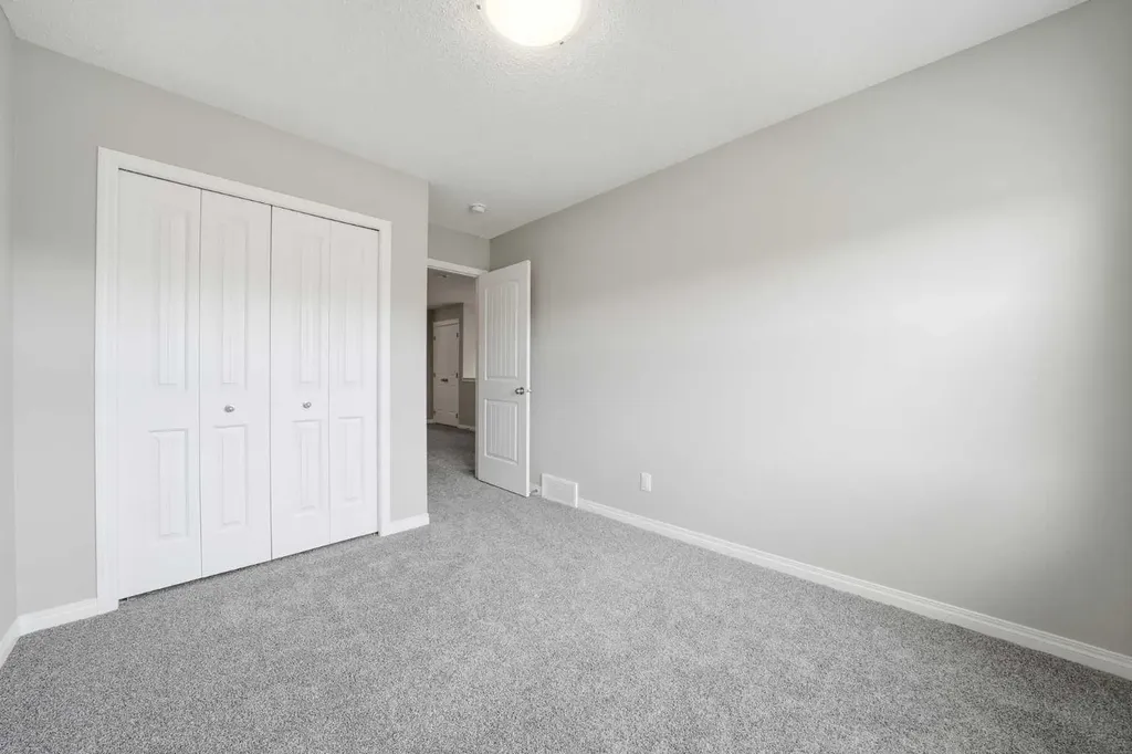 831 Wolf Willow Boulevard SE Calgary AB T2X 5R6