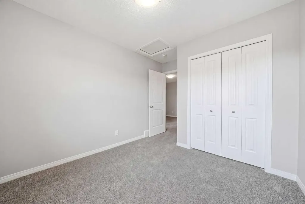831 Wolf Willow Boulevard SE Calgary AB T2X 5R6