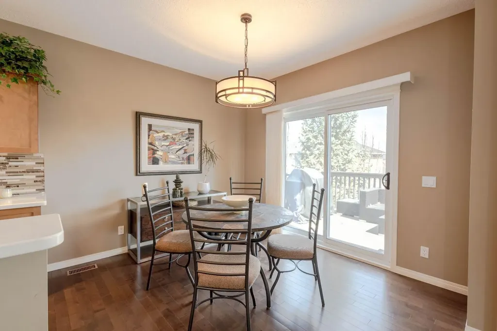 74 Valley Crest Rise NW Calgary AB T3B5Y9