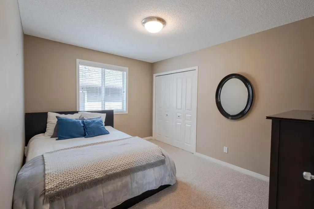 74 Valley Crest Rise NW Calgary AB T3B5Y9