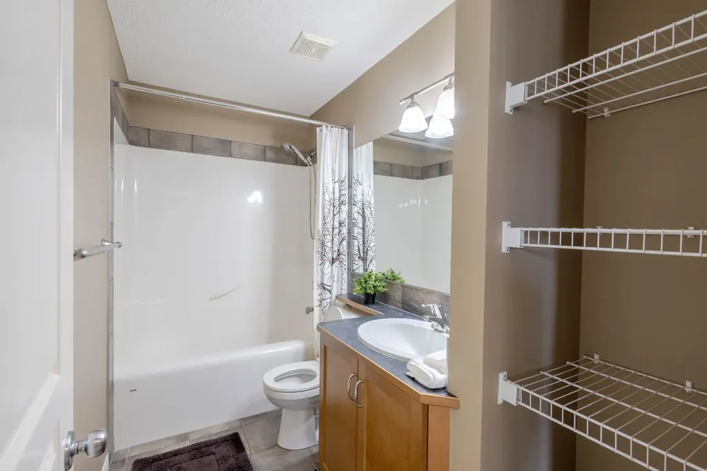 74 Valley Crest Rise NW Calgary AB T3B5Y9