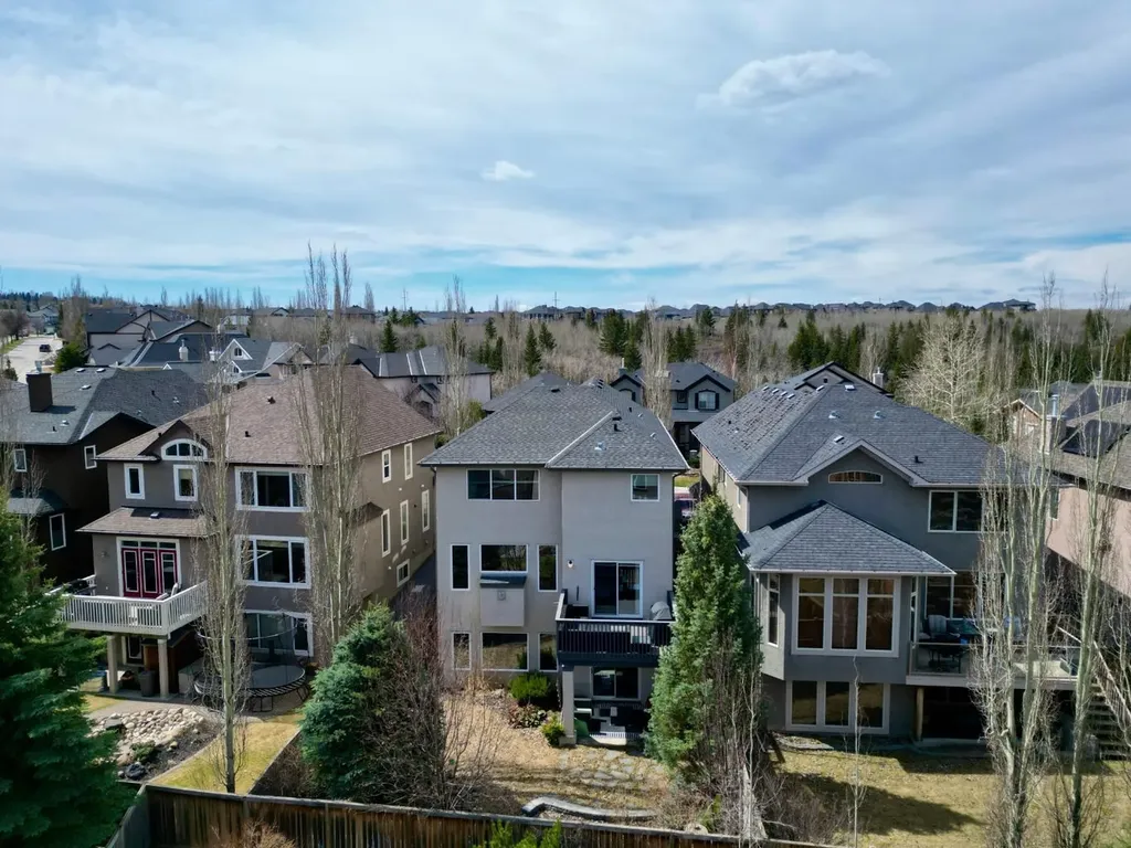 74 Valley Crest Rise NW Calgary AB T3B5Y9