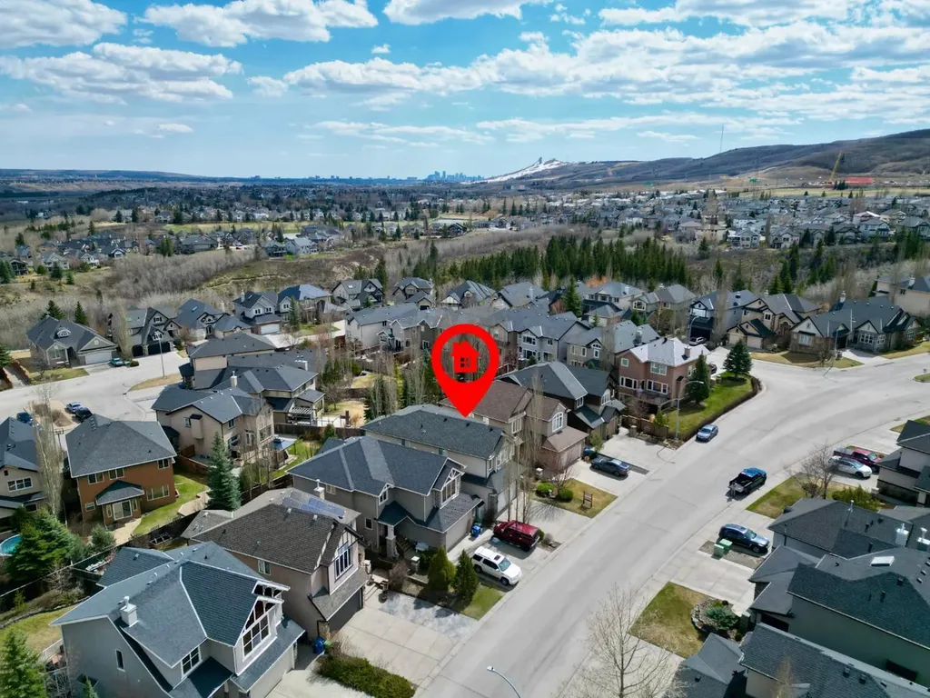 74 Valley Crest Rise NW Calgary AB T3B5Y9