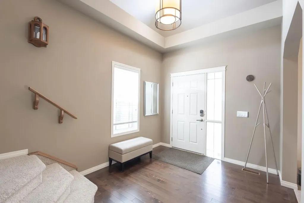 74 Valley Crest Rise NW Calgary AB T3B5Y9