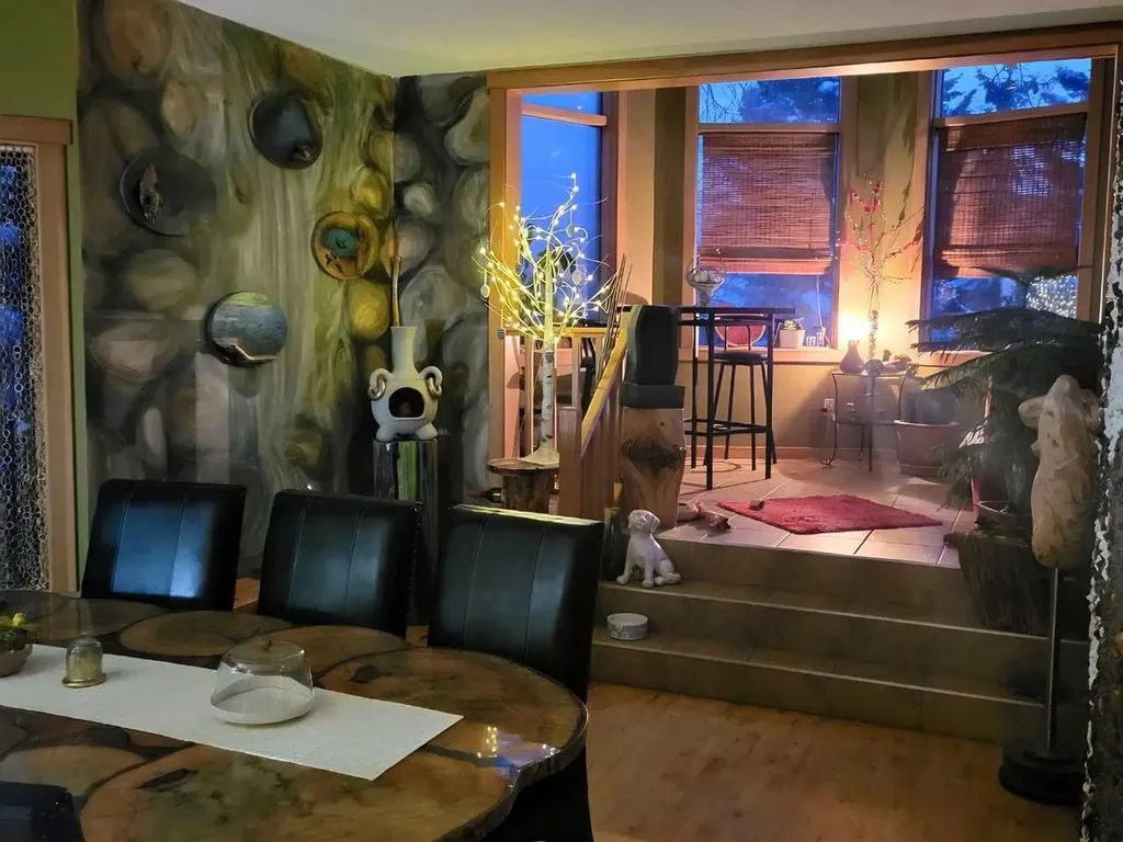 4643 29 Avenue NW Calgary AB T3B0J1