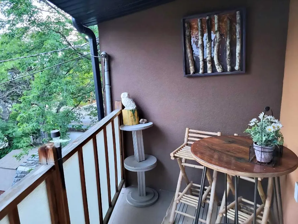 4643 29 Avenue NW Calgary AB T3B0J1
