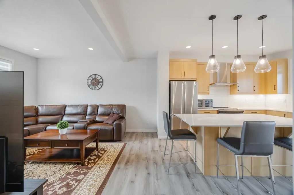 59 Walgrove Plaza SE Calgary AB T2X 4E1