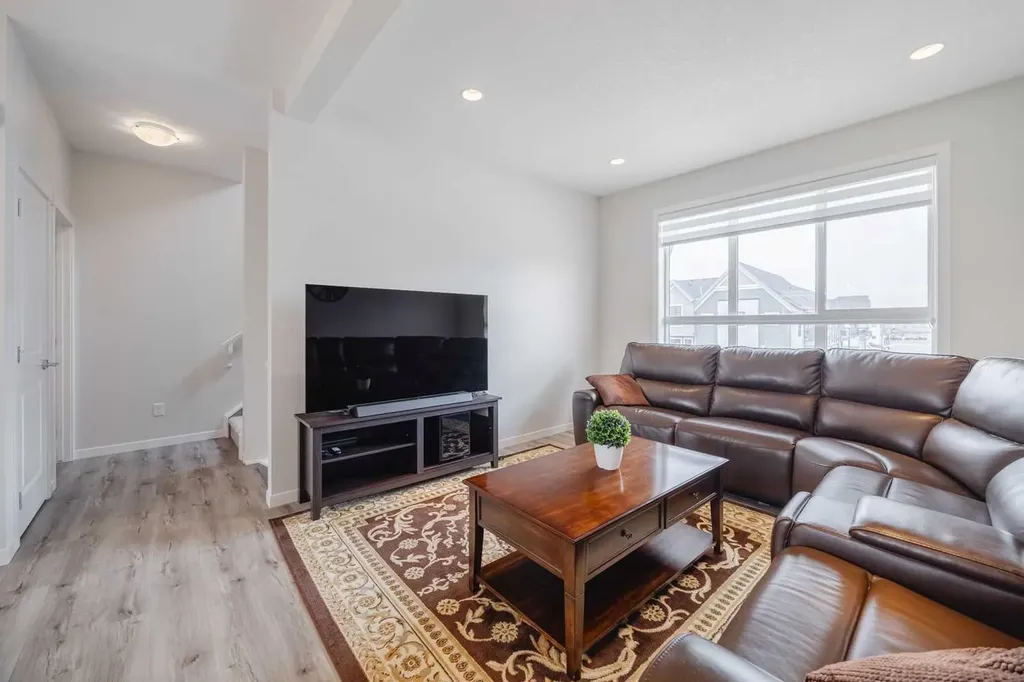 59 Walgrove Plaza SE Calgary AB T2X 4E1