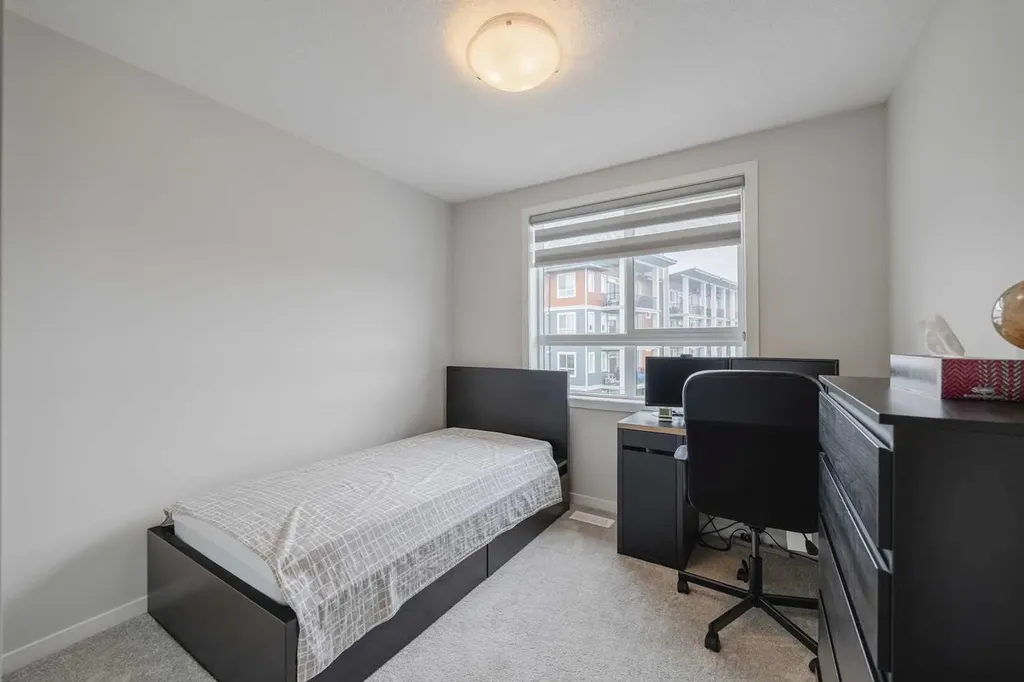 59 Walgrove Plaza SE Calgary AB T2X 4E1