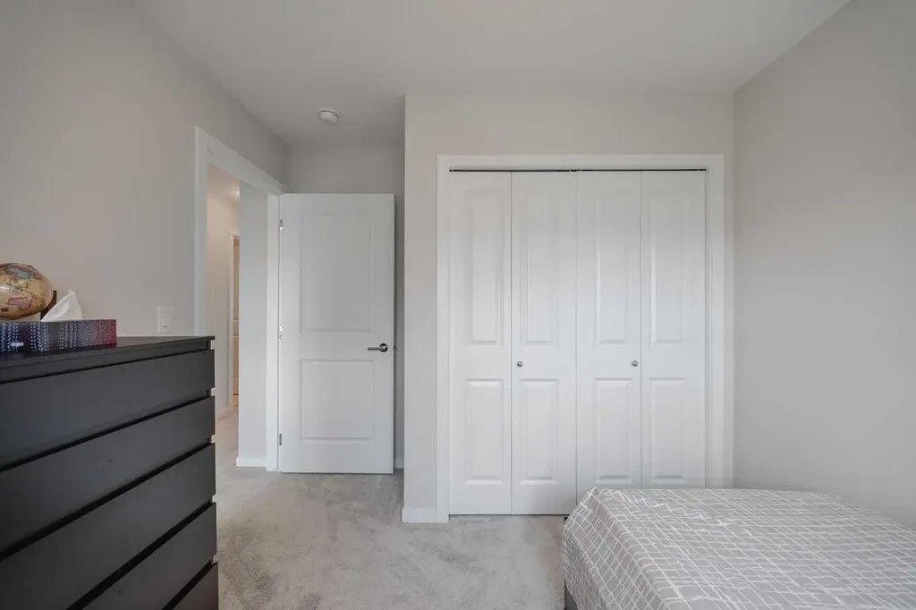 59 Walgrove Plaza SE Calgary AB T2X 4E1