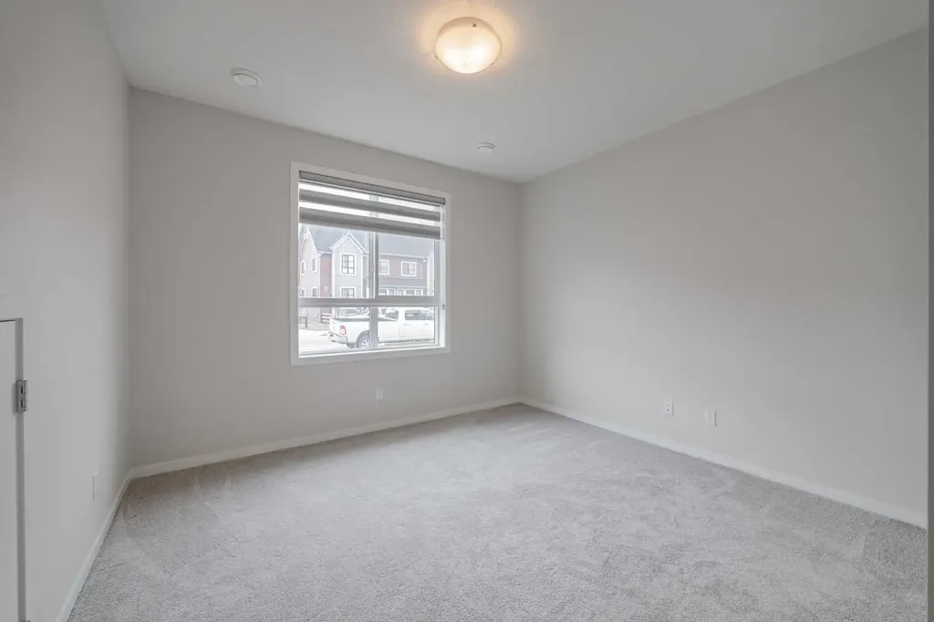 59 Walgrove Plaza SE Calgary AB T2X 4E1