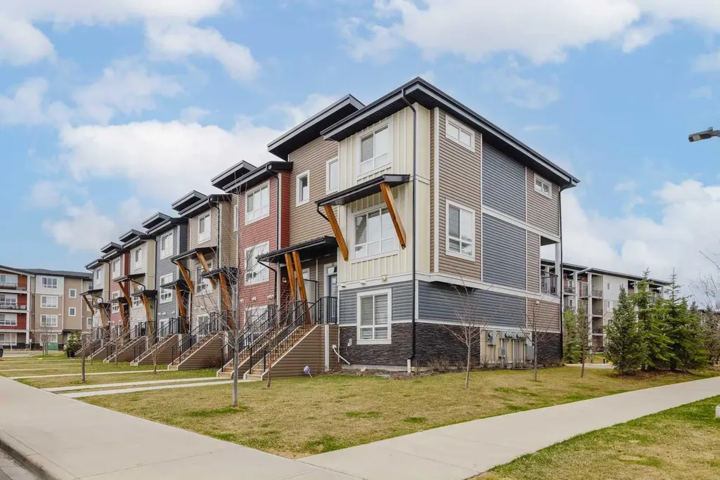 59 Walgrove Plaza SE Calgary AB T2X 4E1