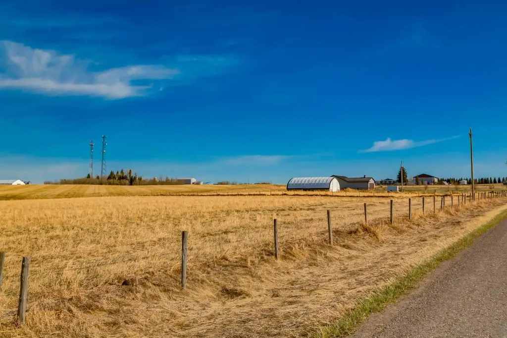Nw; 29; 22; 2; W5m Rural Foothills County AB T1S2P5
