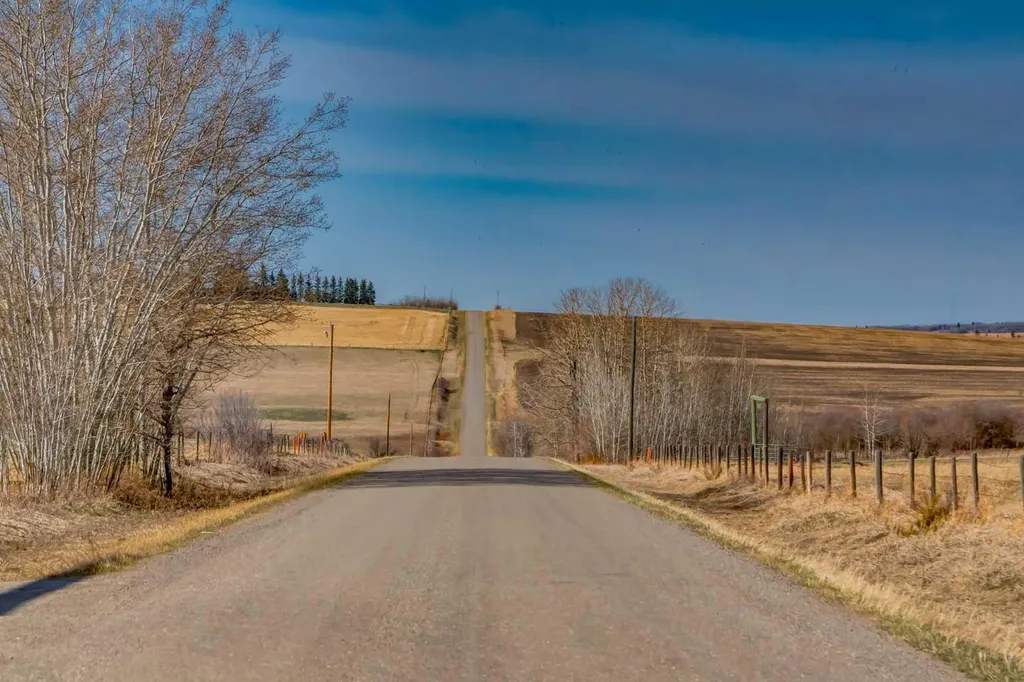 Nw; 29; 22; 2; W5m Rural Foothills County AB T1S2P5