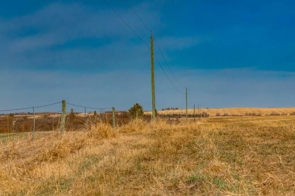 Nw; 29; 22; 2; W5m Rural Foothills County AB T1S2P5