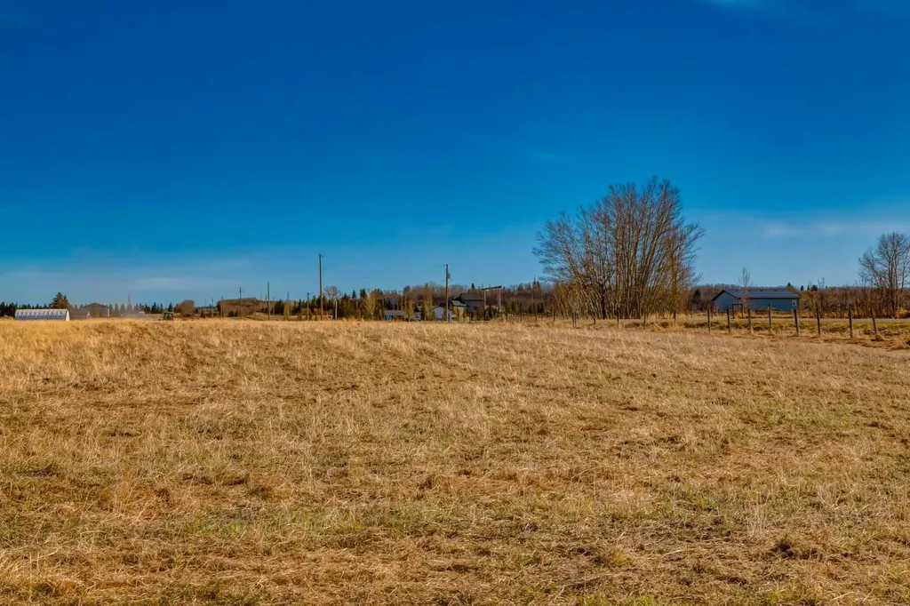 Nw; 29; 22; 2; W5m Rural Foothills County AB T1S2P5