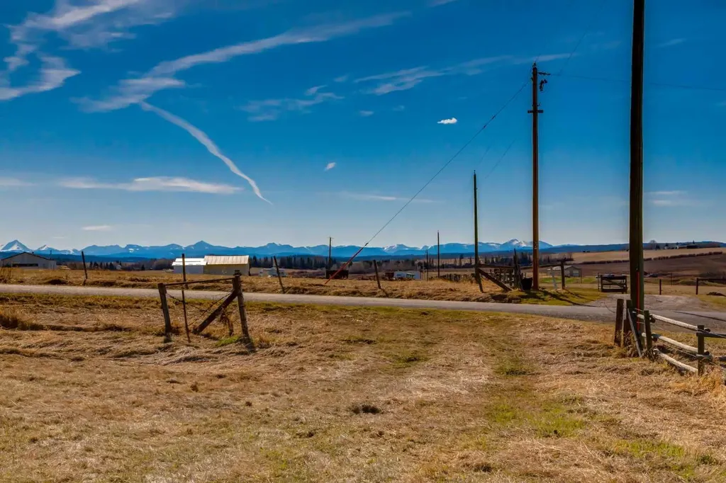 Nw; 29; 22; 2; W5m Rural Foothills County AB T1S2P5