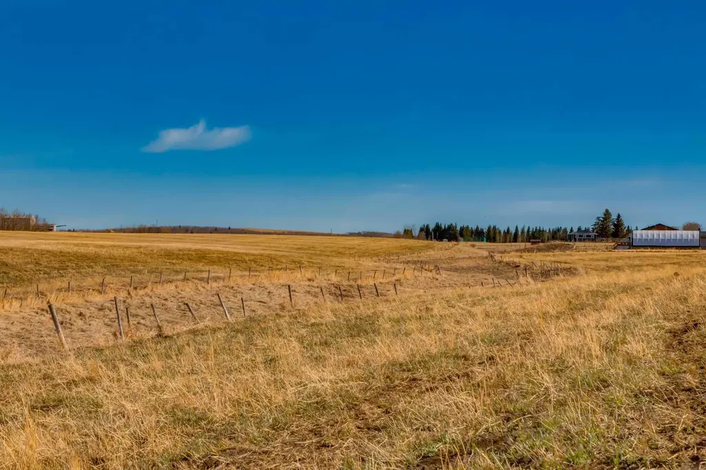 Nw; 29; 22; 2; W5m Rural Foothills County AB T1S2P5