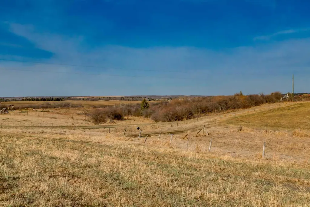 Nw; 29; 22; 2; W5m Rural Foothills County AB T1S2P5