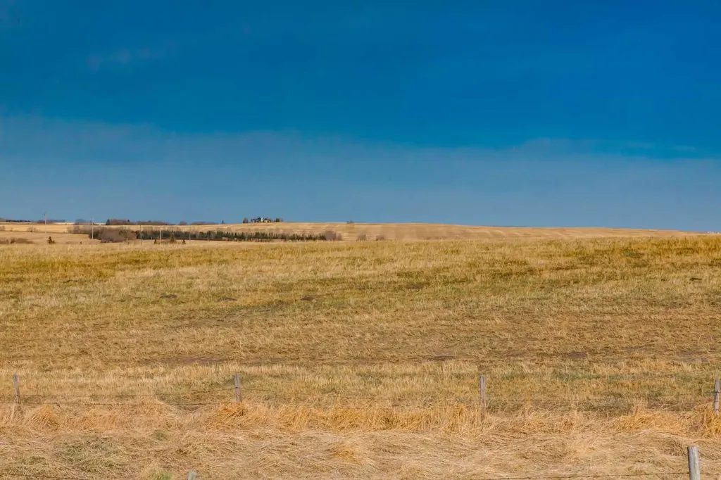 Nw; 29; 22; 2; W5m Rural Foothills County AB T1S2P5