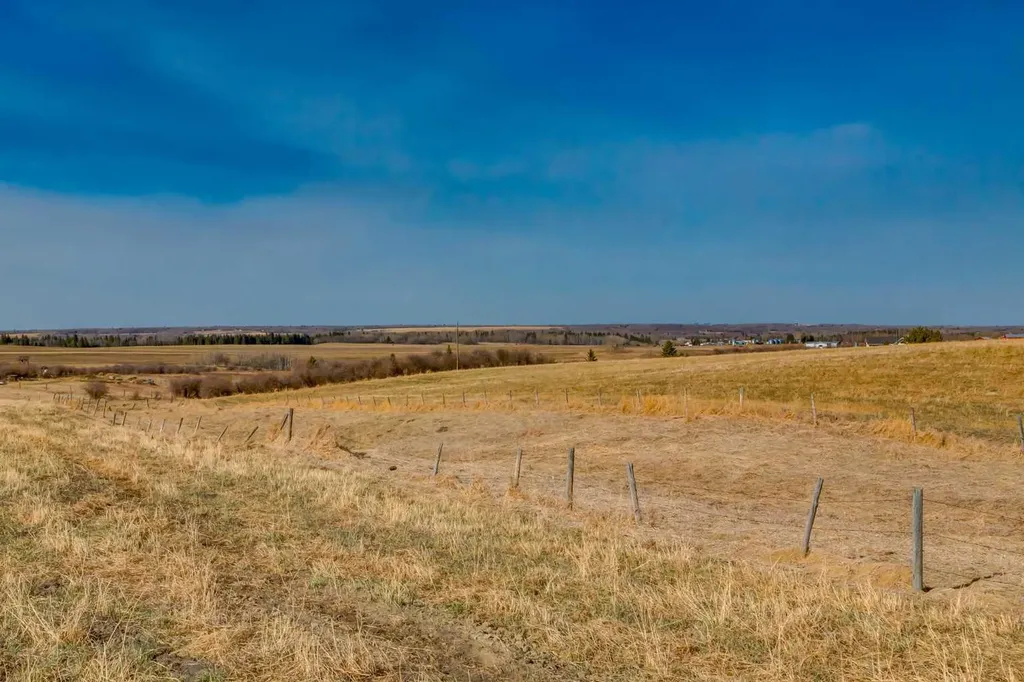 Nw; 29; 22; 2; W5m Rural Foothills County AB T1S2P5