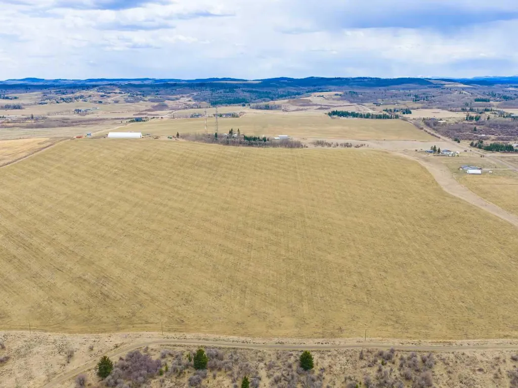 Nw; 29; 22; 2; W5m Rural Foothills County AB T1S2P5