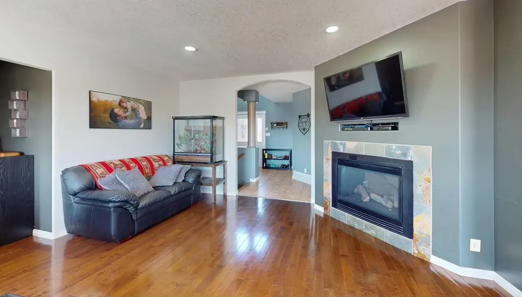 9221 91 Avenue Lac La Biche AB T0A 2C0