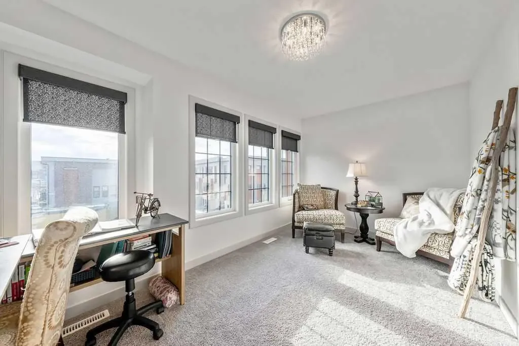 81 Greenbriar Place NW Calgary AB T3B 6J1