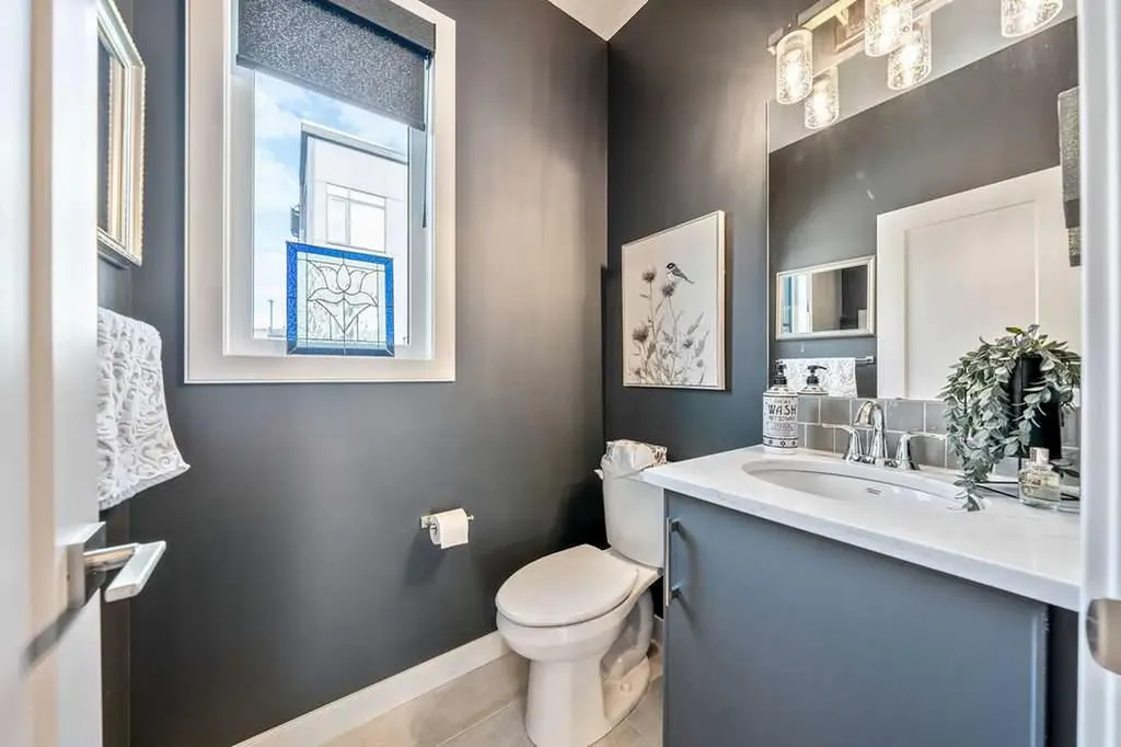 81 Greenbriar Place NW Calgary AB T3B 6J1