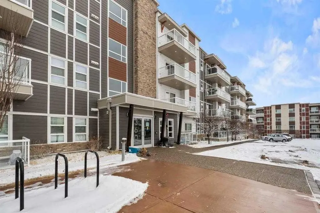 360 Harvest Hills Common NE Calgary AB T3K 2N1