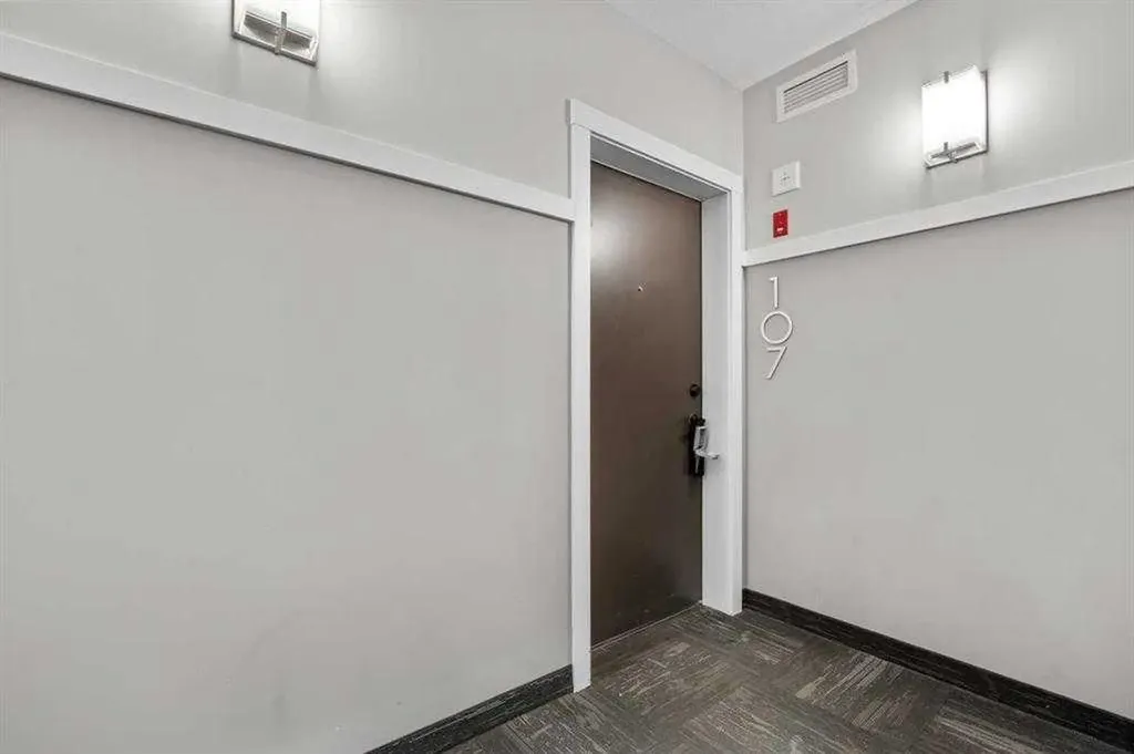 360 Harvest Hills Common NE Calgary AB T3K 2N1