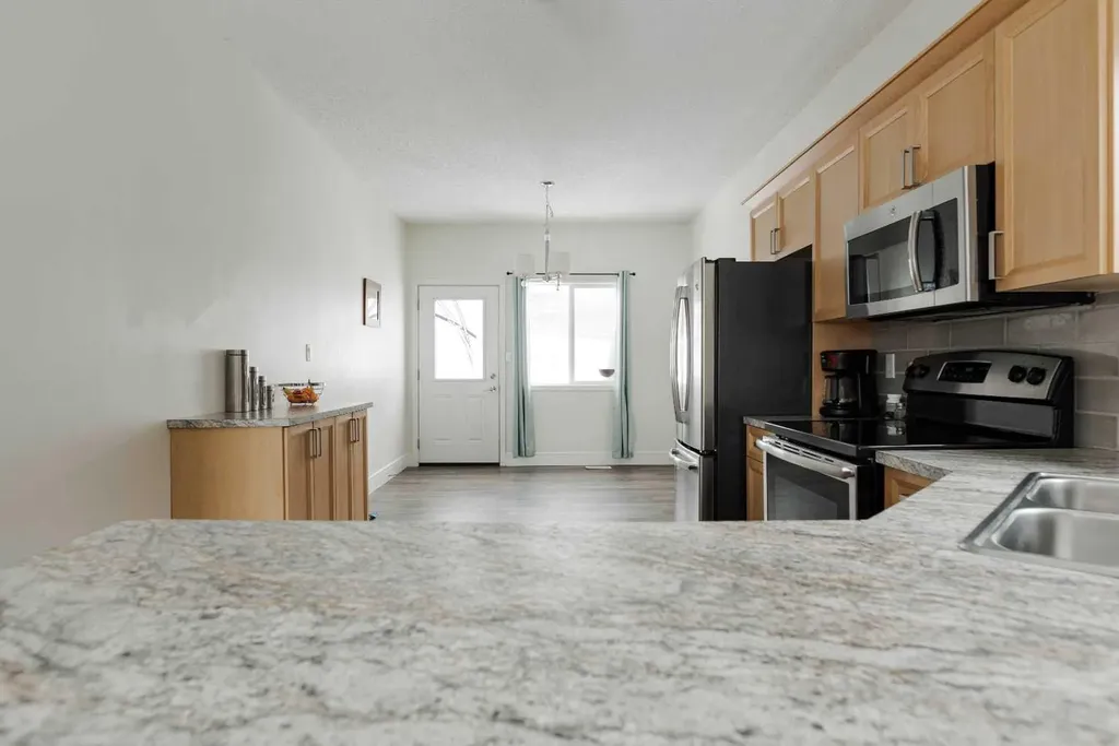 7109 Bulyea Avenue Fort Mcmurray AB T9H 5J6