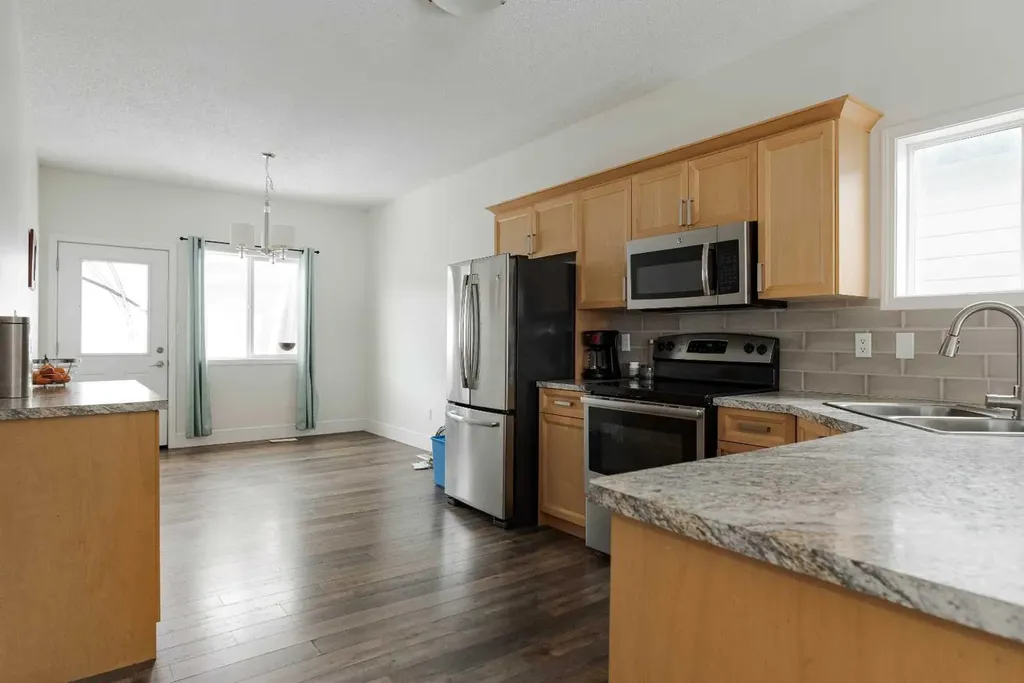 7109 Bulyea Avenue Fort Mcmurray AB T9H 5J6