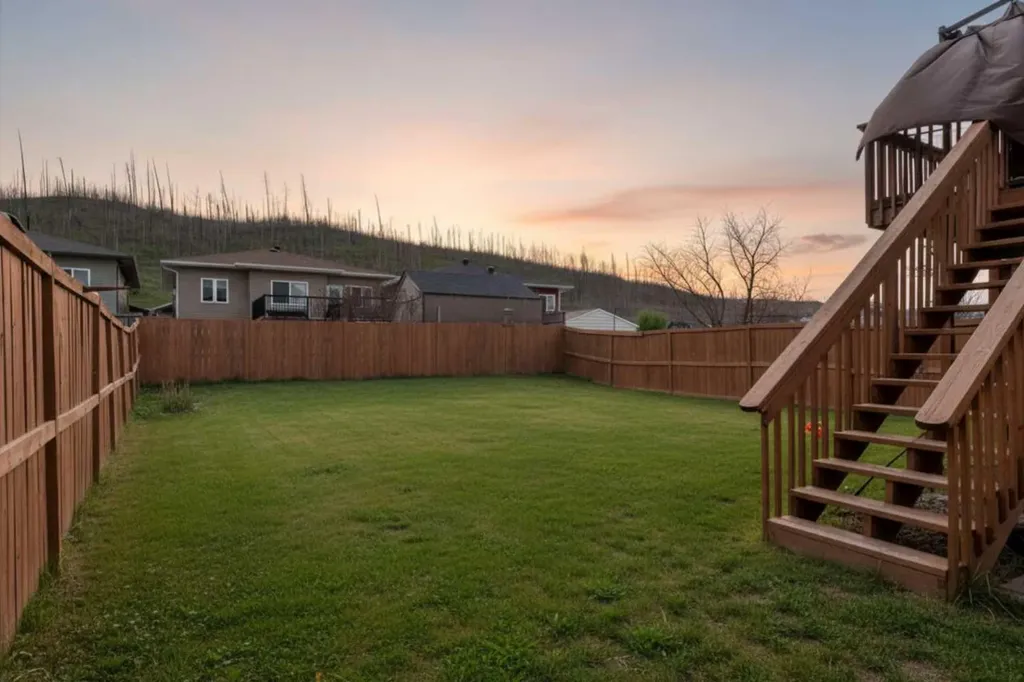 7109 Bulyea Avenue Fort Mcmurray AB T9H 5J6