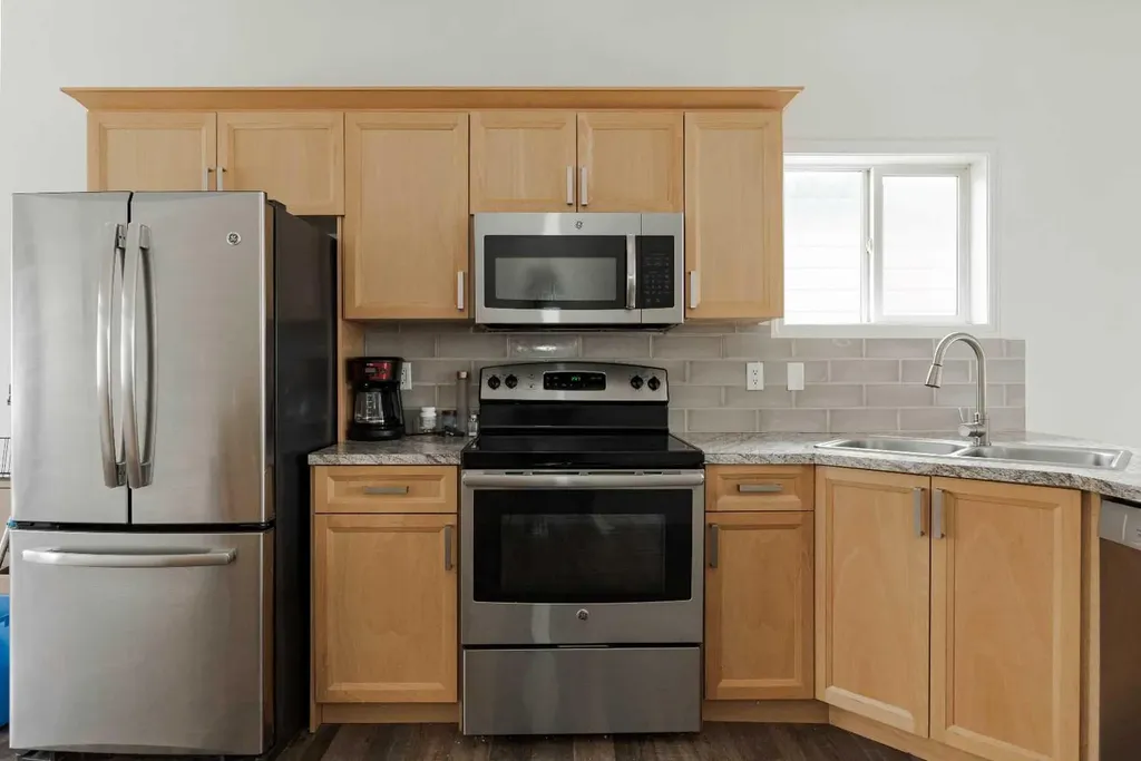7109 Bulyea Avenue Fort Mcmurray AB T9H 5J6