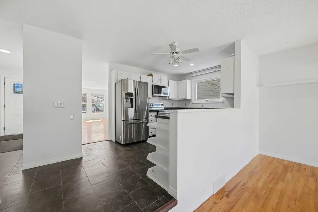 92 Whitlock Close NE Calgary AB T1Y 4X3