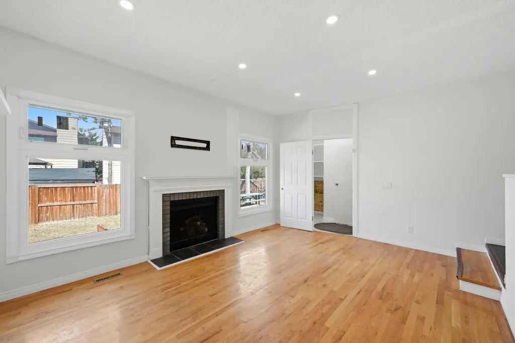 92 Whitlock Close NE Calgary AB T1Y 4X3