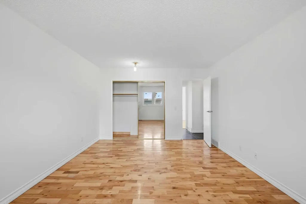 92 Whitlock Close NE Calgary AB T1Y 4X3