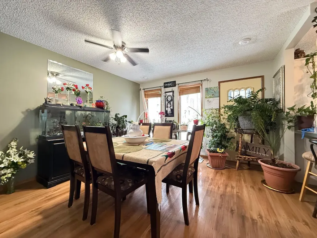 5709 40 Street Lloydminster AB T9V 2P5