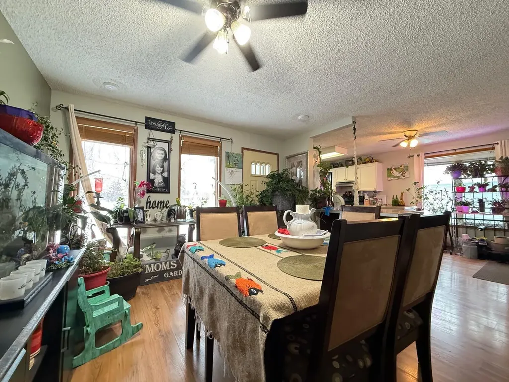 5709 40 Street Lloydminster AB T9V 2P5