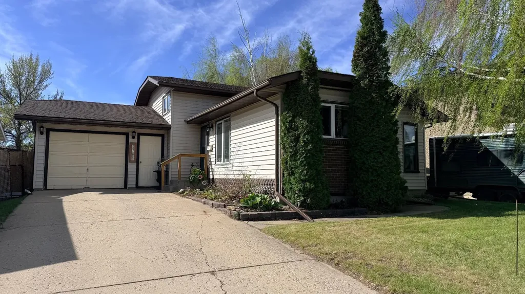5709 40 Street Lloydminster AB T9V 2P5